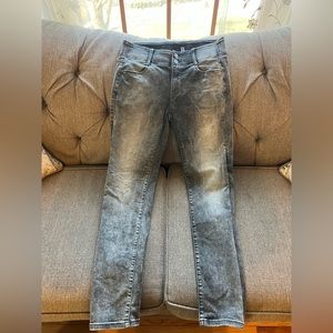 Apt. 9 Tummy Control Jeans